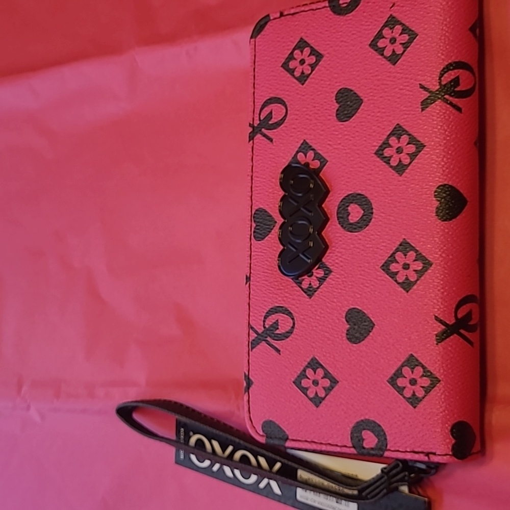 NWT XOXO Pink and Black Patterned Wallet Wristlet